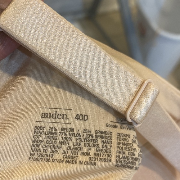 Bundle of 2 size 40D Auden Bras (red NWT) Cream NWOT - Picture 5 of 5